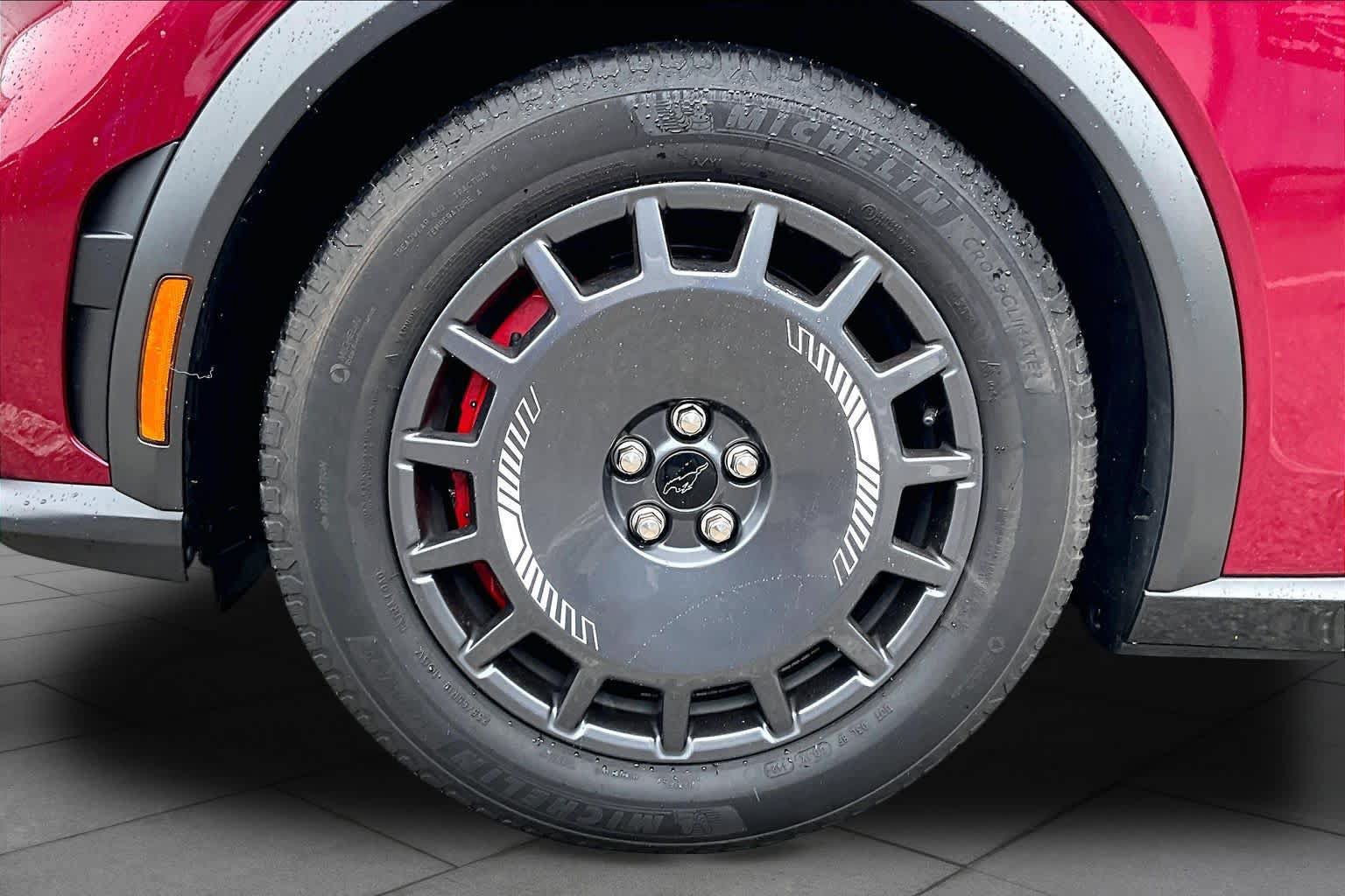 Certified 2025 Ford Mustang Mach-E GT AWD/4WD image 10