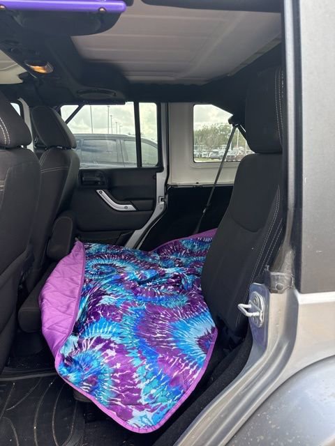 Used 2013 Jeep Wrangler Unlimited Sahara image 10