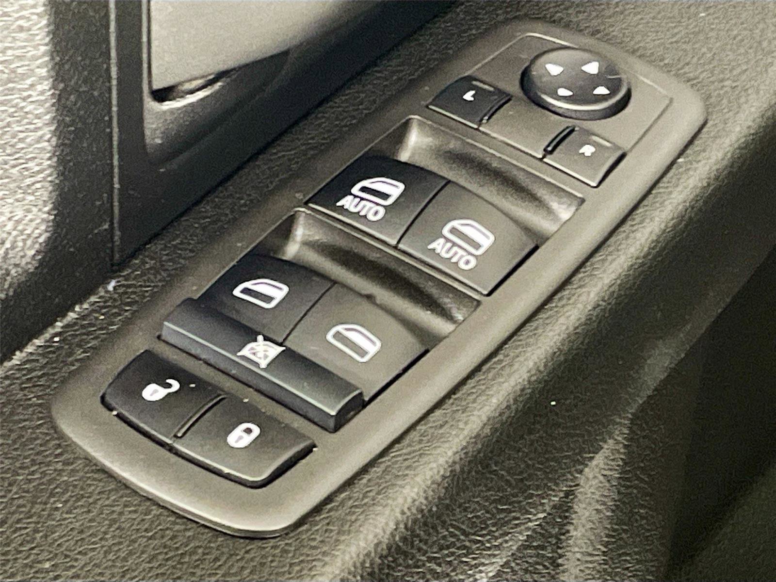 Used 2022 RAM 2500 Tradesman image 18