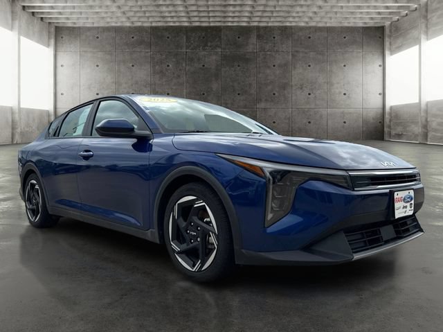 Used 2025 Kia K4 EX FWD image 3
