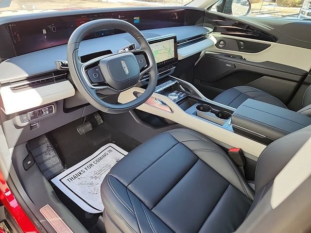 New 2025 Lincoln Nautilus Premier w/ Equipment Group 102A image 9