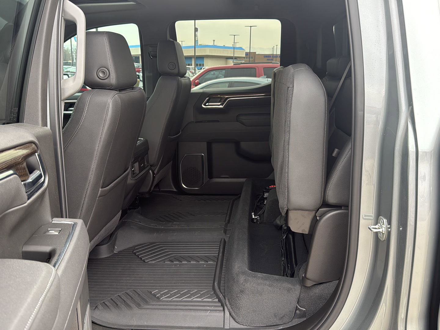 Used 2025 Chevrolet Silverado 1500 LT Trail Boss w/ Convenience Package II image 23