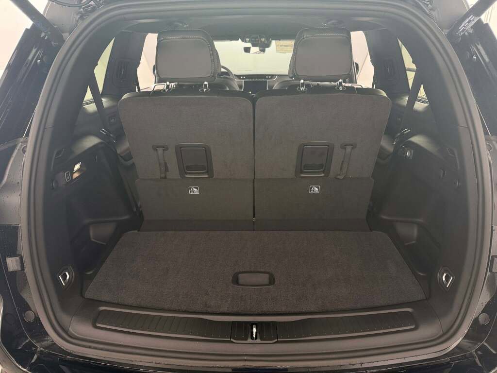 New 2025 Jeep Grand Cherokee L Limited image 22