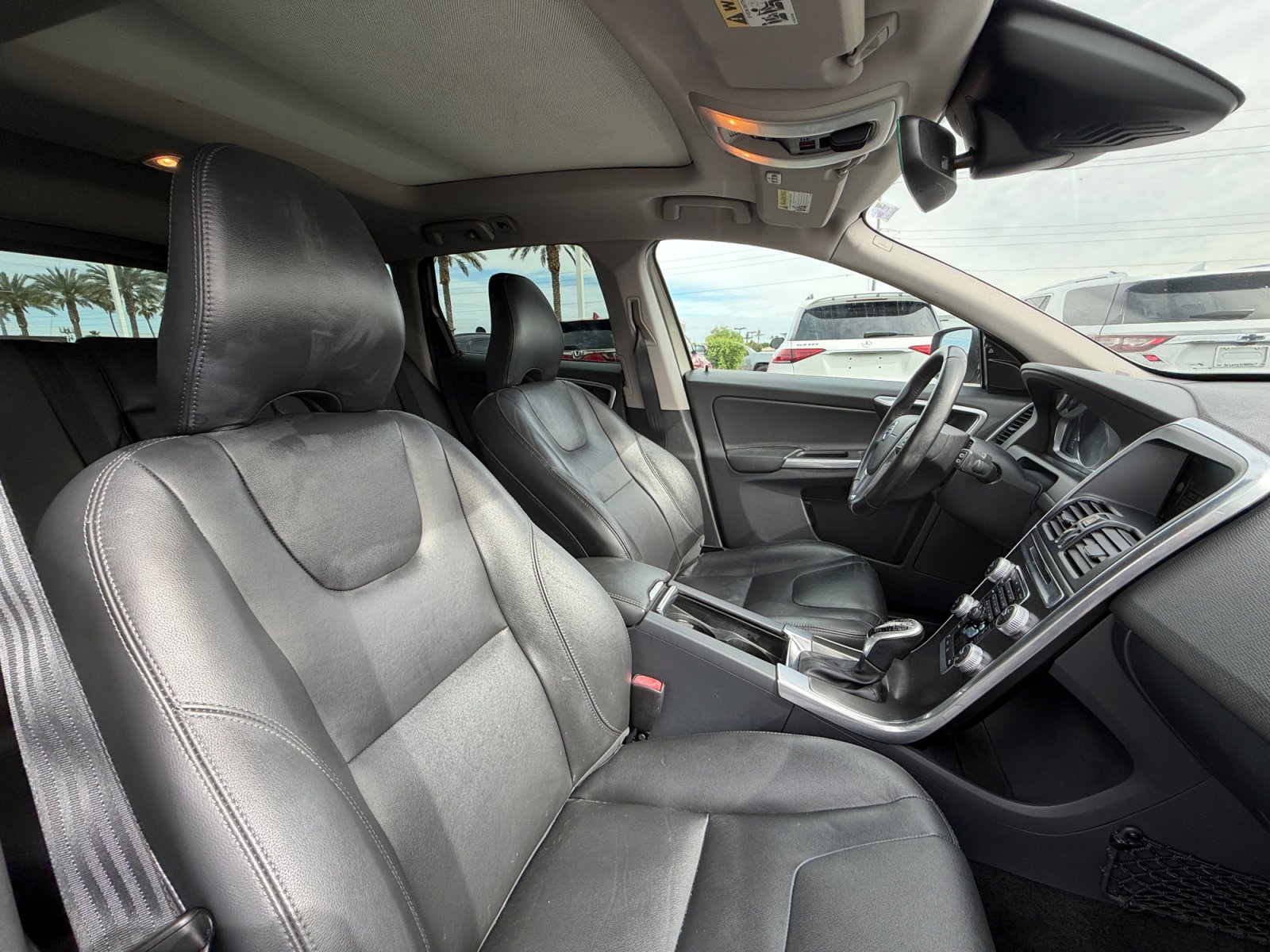 Used 2016 Volvo XC60 T5 Premier w/ Proximity Package image 18