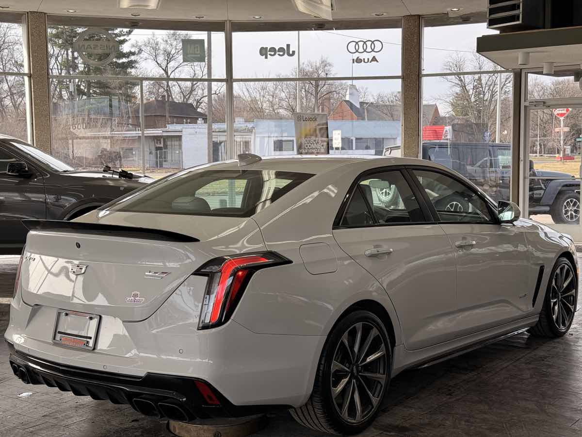 Used 2023 Cadillac CT4 V Blackwing w/ Driver Assist Package RWD image 11