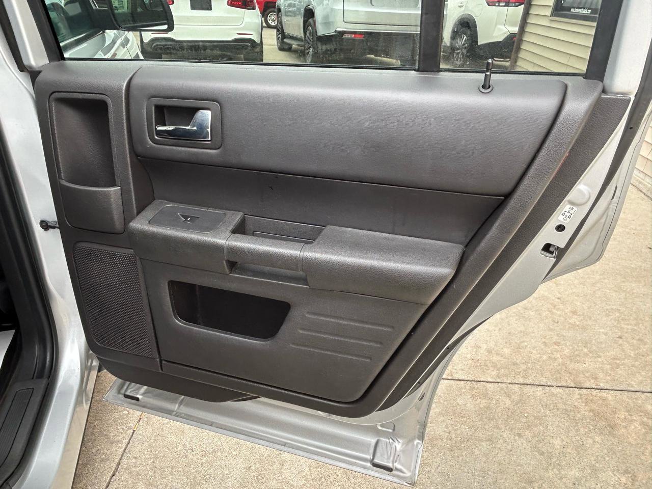 Used 2016 Ford Flex SE FWD image 16