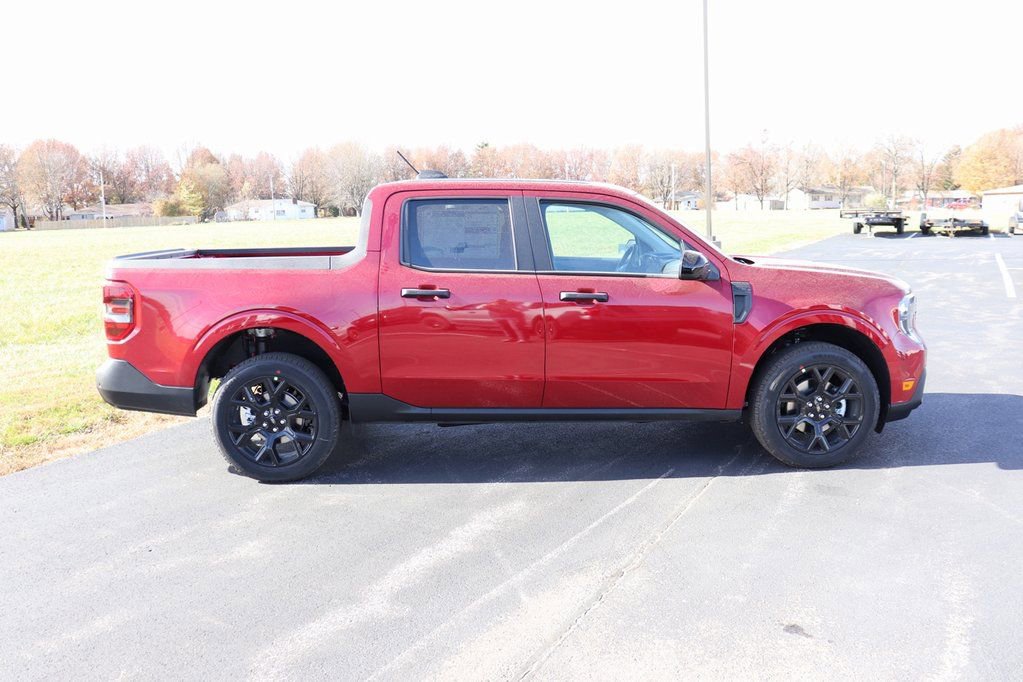 New 2025 Ford Maverick XLT w/ XLT Luxury Package image 9