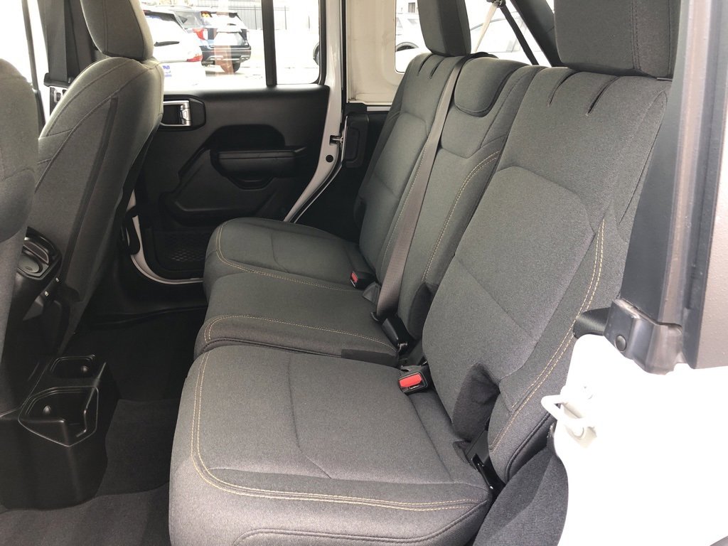 Used 2024 Jeep Wrangler Sport S image 32