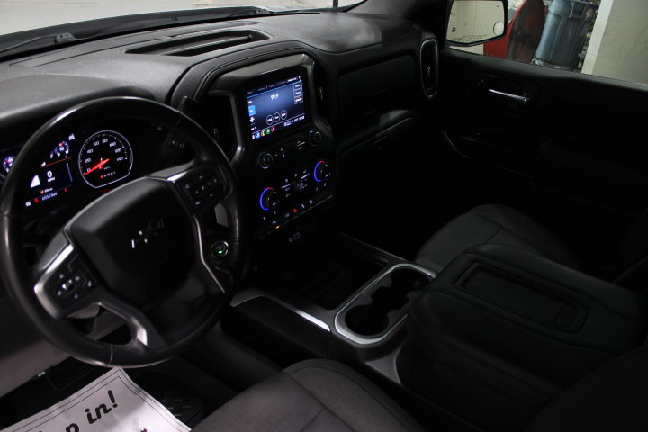 Used 2022 Chevrolet Silverado 1500 RST w/ Redline Edition AWD/4WD image 45