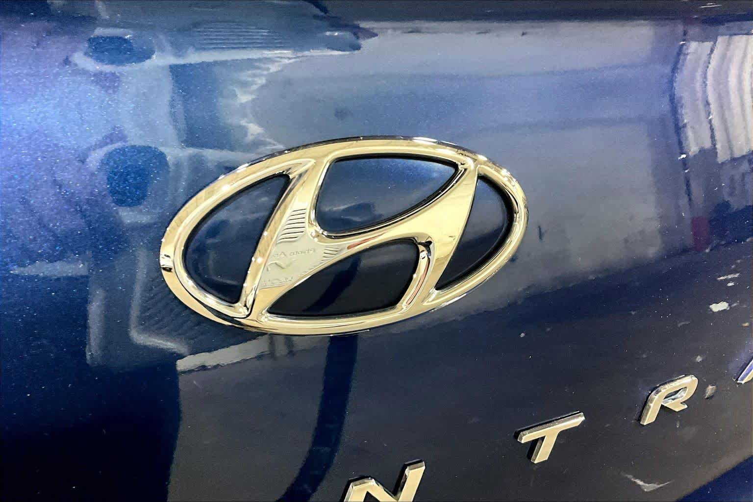 Used 2019 Hyundai Elantra Value Edition FWD image 10