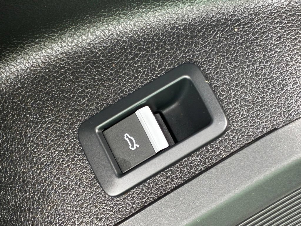 Used 2020 Audi SQ5 Prestige w/ Prestige Package AWD/4WD image 10