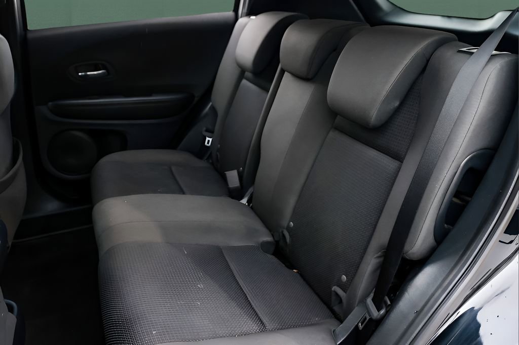 Used 2021 Honda HR-V Sport image 17