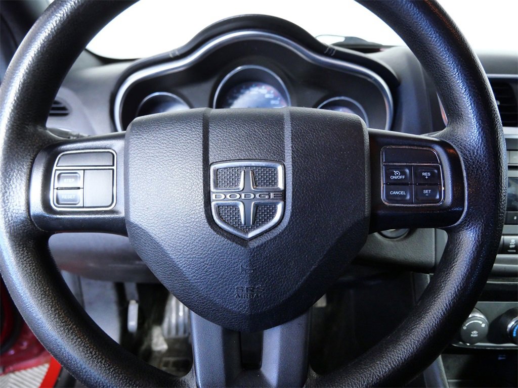 Used 2013 Dodge Avenger SE image 23