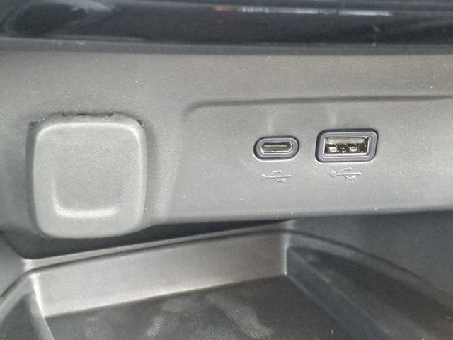 New 2026 Chevrolet Trax LT w/ Sunroof Package image 21