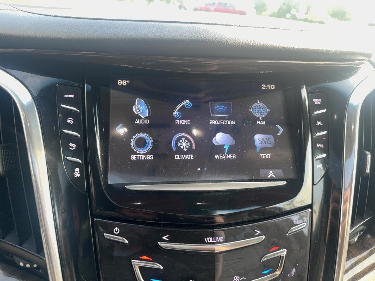 Used 2018 Cadillac Escalade ESV Luxury AWD/4WD image 31