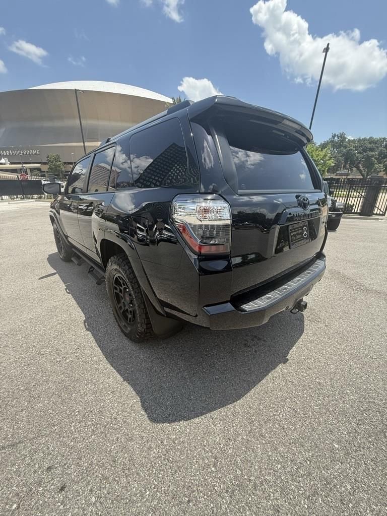 Used 2021 Toyota 4Runner SR5 image 5