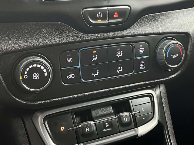 Used 2024 GMC Terrain SLE FWD image 30