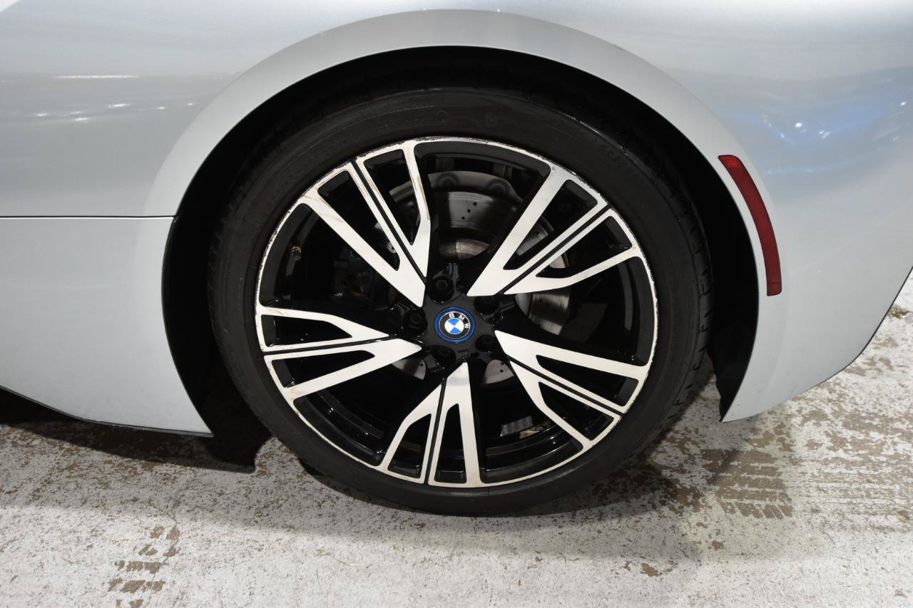 Used 2016 BMW i8 AWD/4WD image 45
