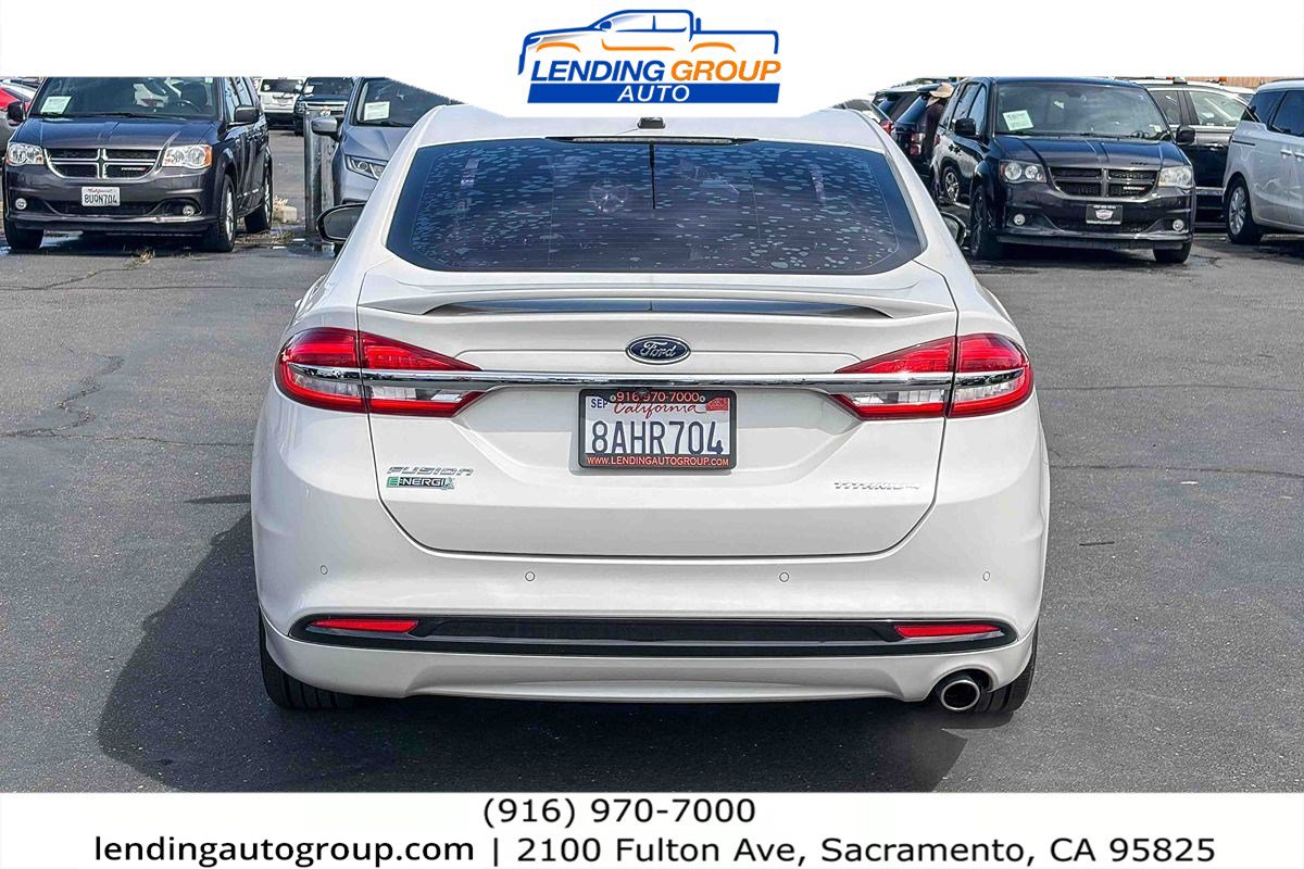 Used 2017 Ford Fusion Energi Titanium FWD image 3