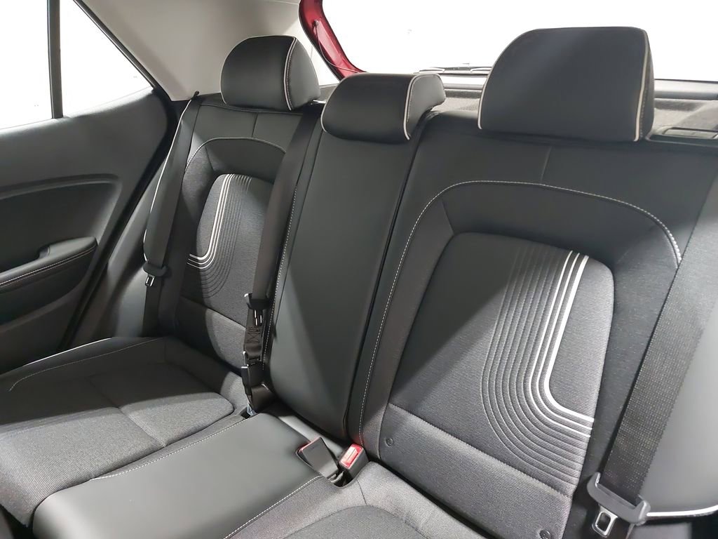 New 2025 Hyundai Venue Limited image 13