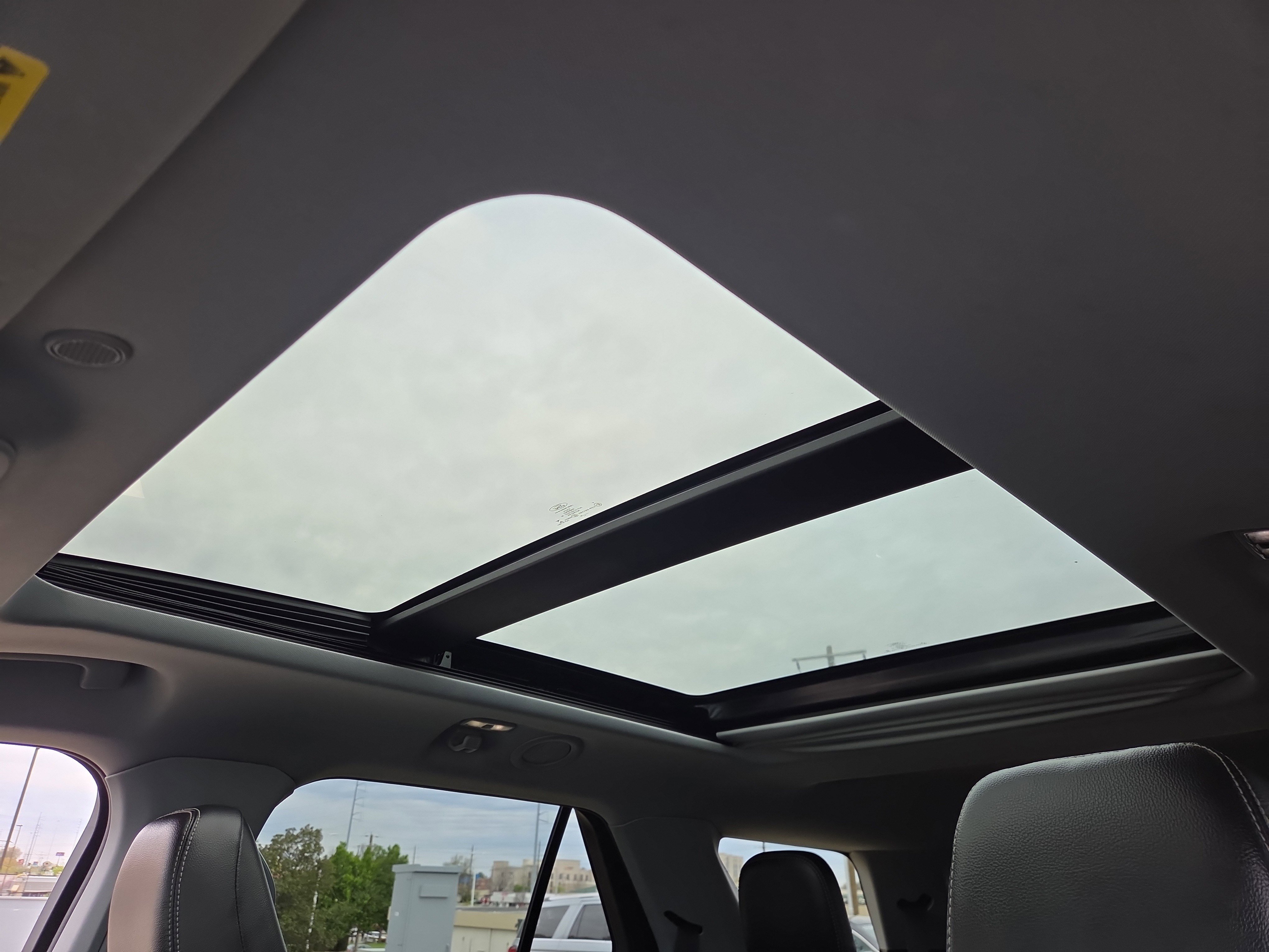 Used 2020 Ford Explorer XLT w/ Equipment Group 202A image 29