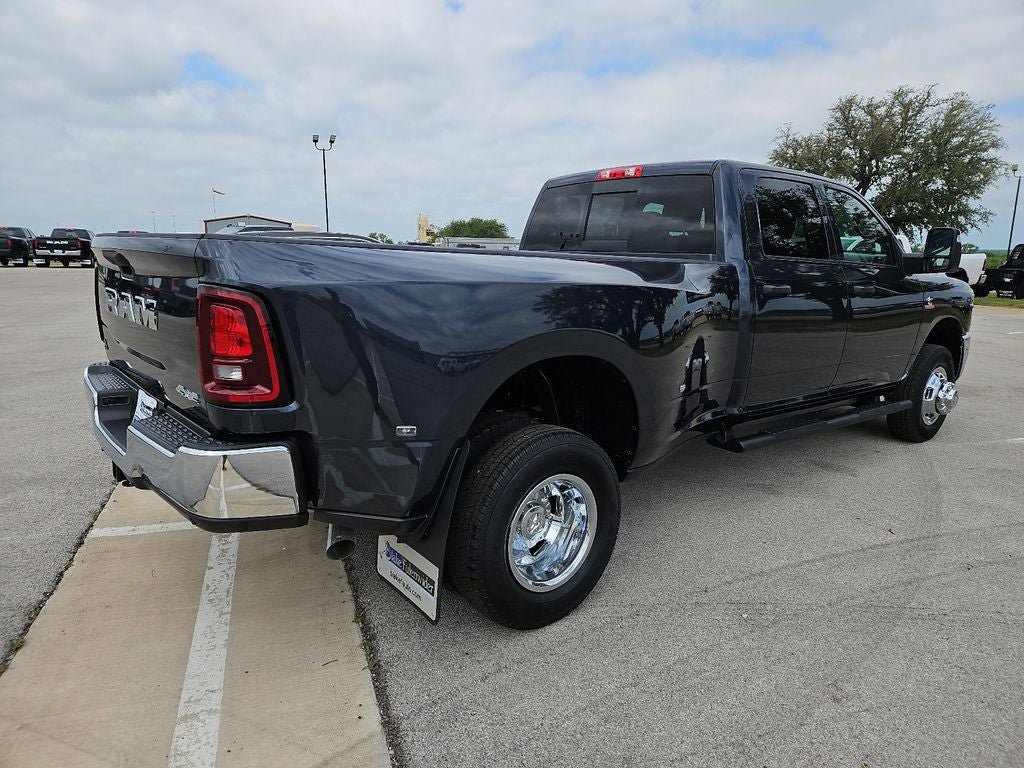 New 2026 RAM 3500 Tradesman AWD/4WD image 8