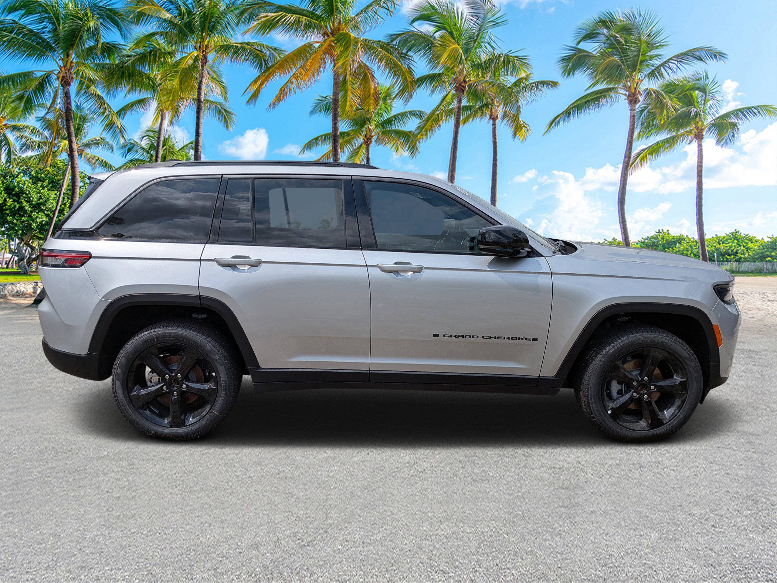 New 2026 Jeep Grand Cherokee Limited w/ Limited Altitude Package RWD image 2