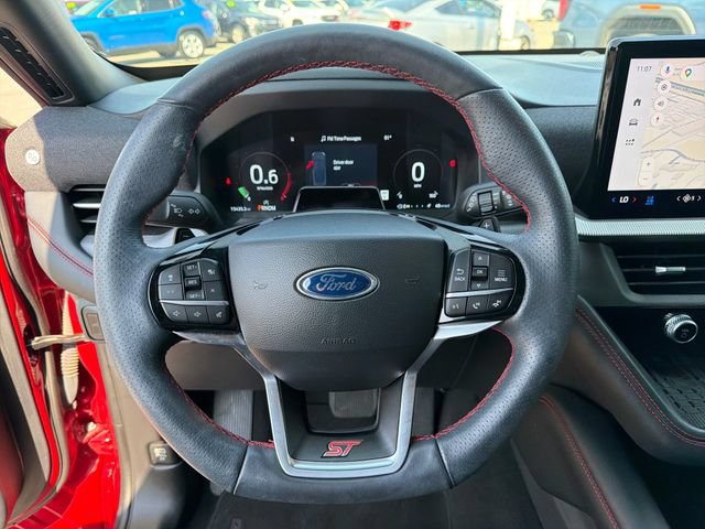 Used 2025 Ford Explorer ST AWD/4WD image 10