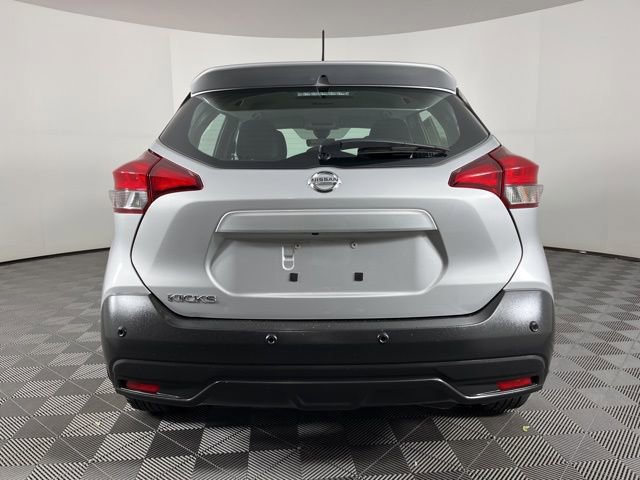 Used 2020 Nissan Kicks S w/ Interior Electronics Package image 8