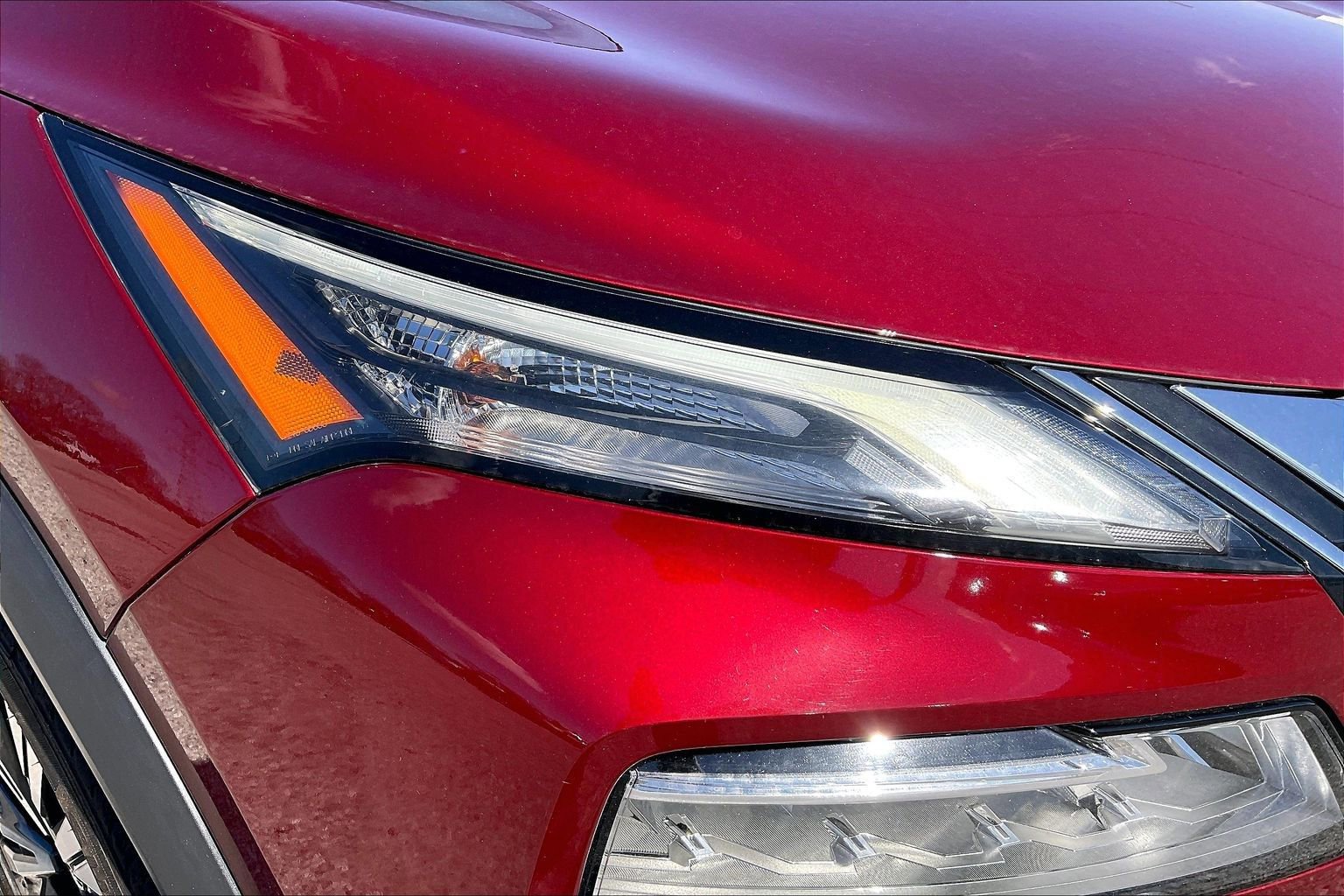 Used 2021 Nissan Rogue SV image 30