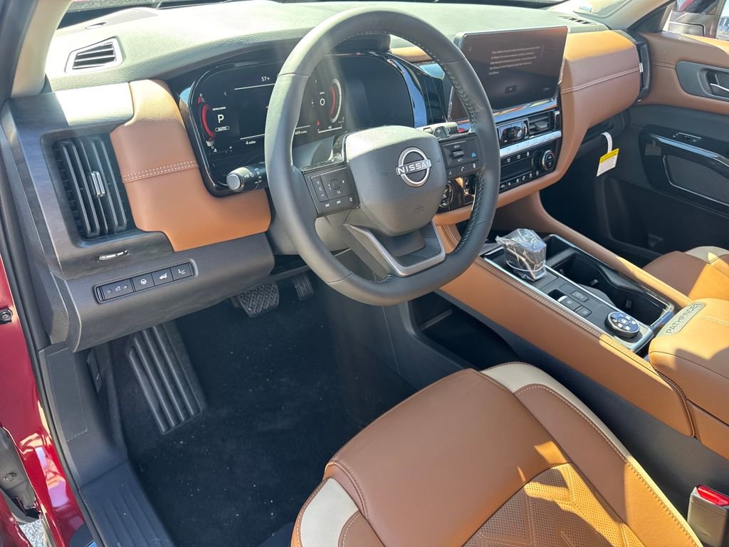 New 2026 Nissan Pathfinder Platinum image 17