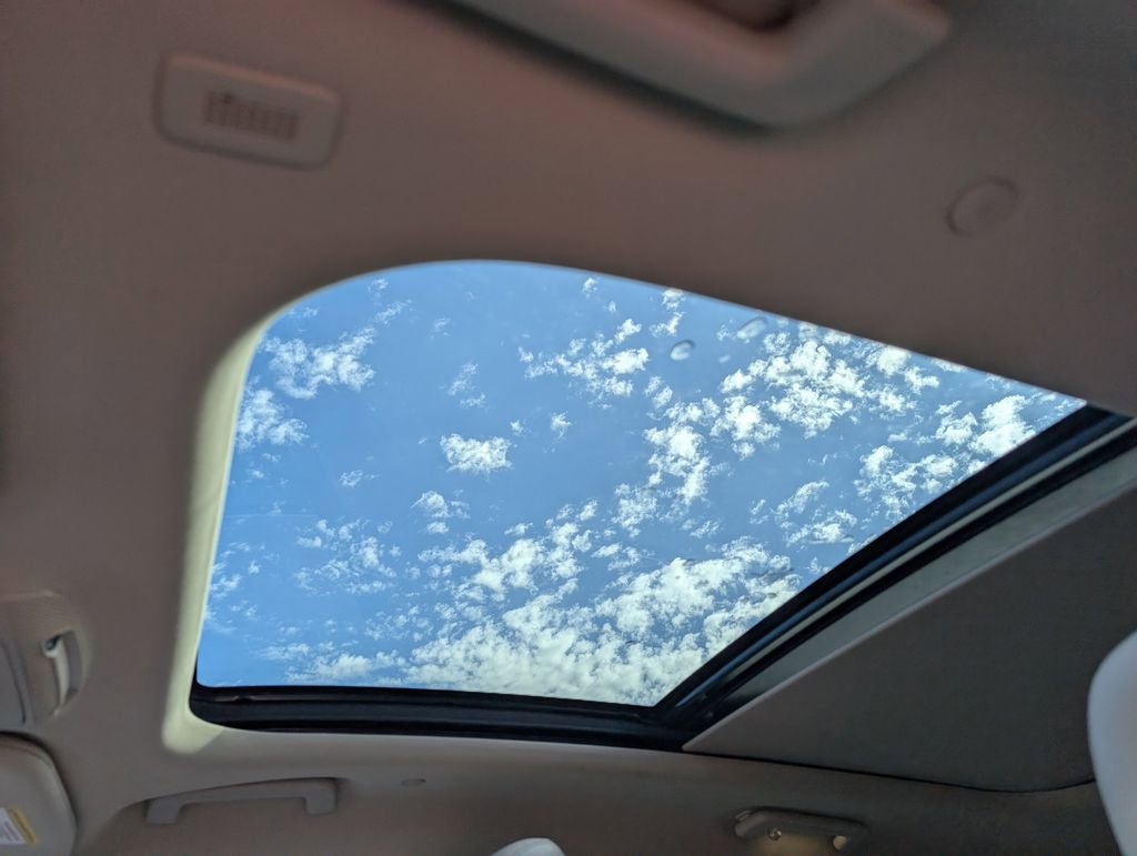 Used 2020 Lincoln Nautilus Reserve w/ Equipment Group 202A image 24