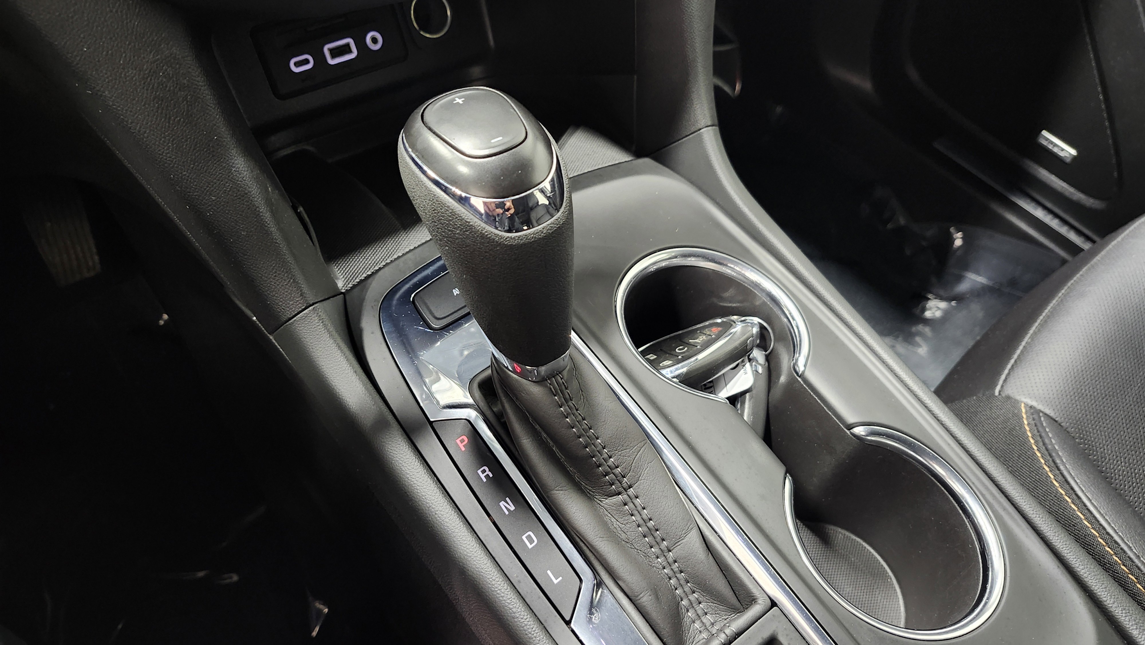 Used 2021 Chevrolet Equinox Premier image 37