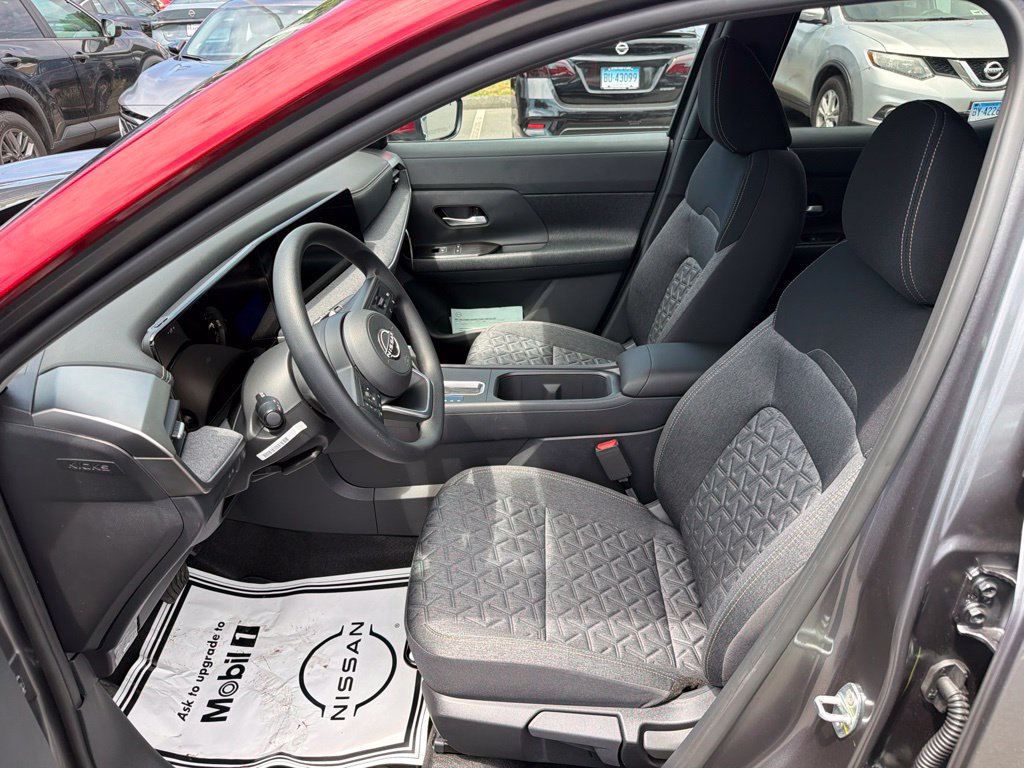New 2026 Nissan Kicks SV w/ SV Premium Package AWD/4WD image 13
