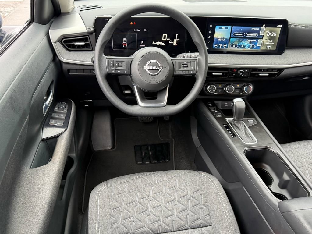 Certified 2025 Nissan Kicks SV FWD image 13
