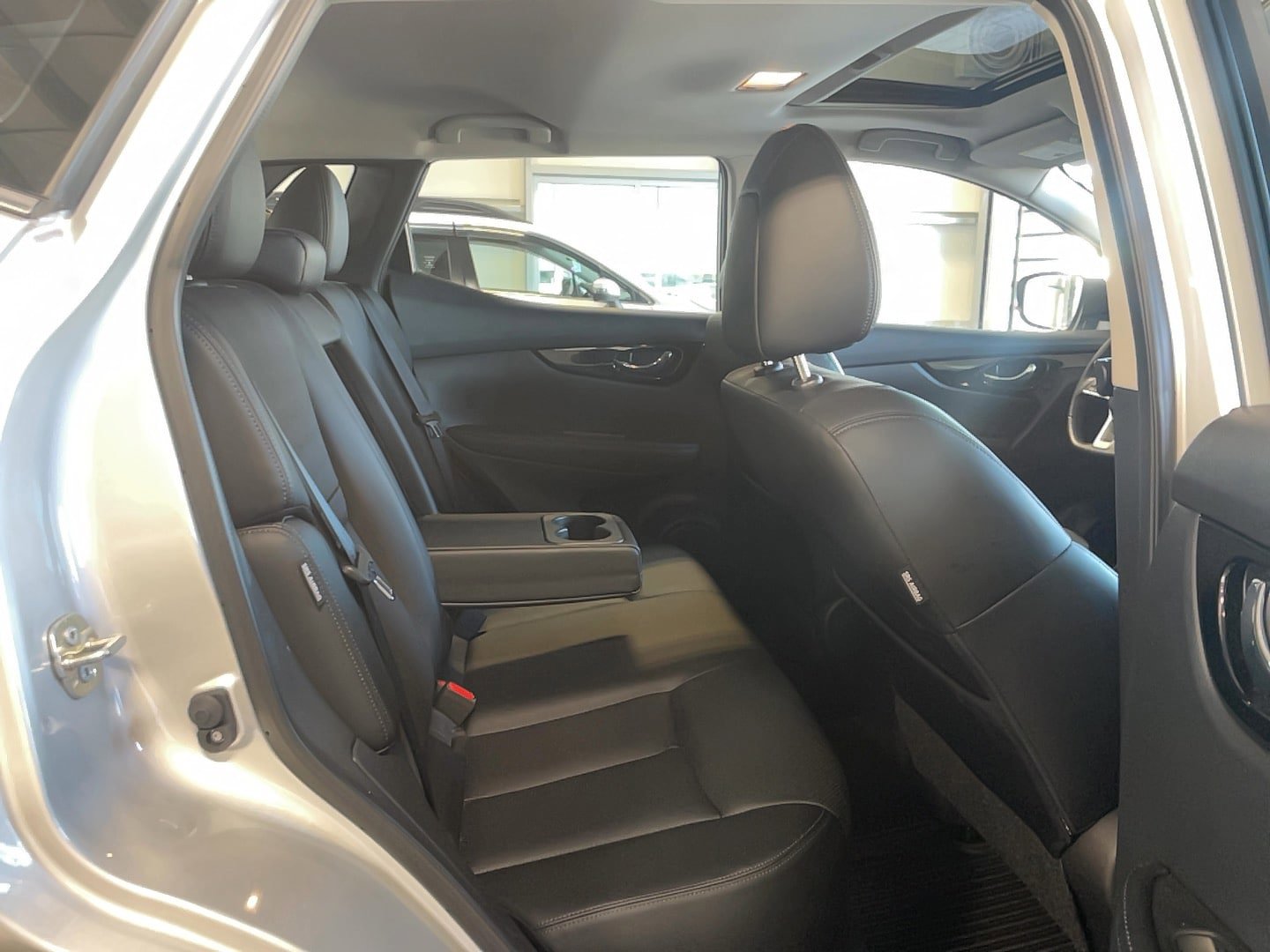 Used 2022 Nissan Rogue Sport SL w/ Premium Package AWD/4WD image 20