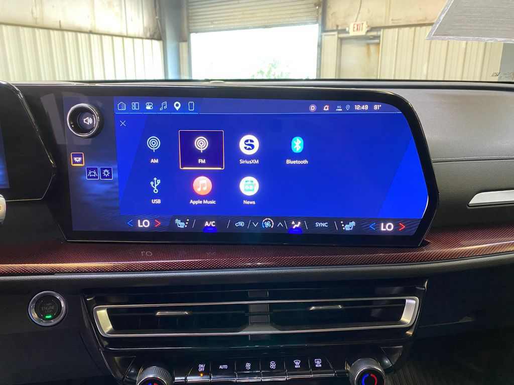 Used 2026 Chevrolet Traverse Z71 w/ Enhanced Driving Package AWD/4WD image 42