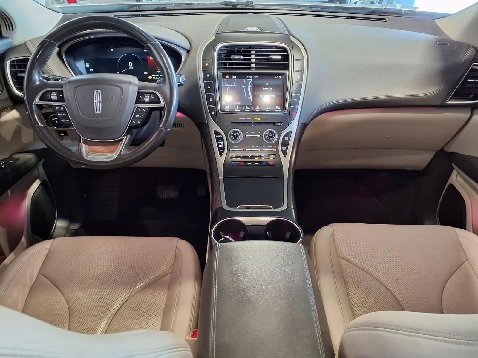 Used 2019 Lincoln Nautilus Reserve image 16