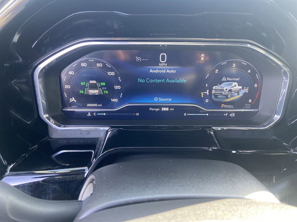 Used 2025 Chevrolet Silverado 2500 LT w/ Convenience Package image 12