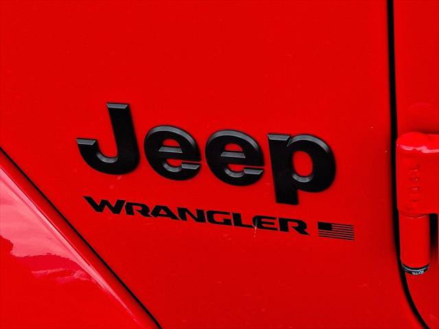 Certified 2025 Jeep Wrangler Unlimited Sahara AWD/4WD image 17