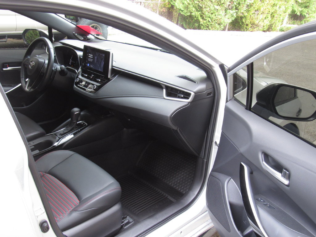 Used 2024 Toyota Corolla XSE FWD image 17