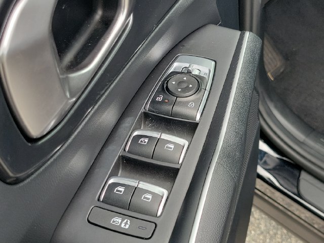 Used 2025 Kia Sorento S FWD image 19
