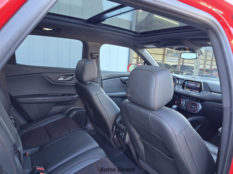 Used 2019 Chevrolet Blazer RS w/ Sun and Wheels Package FWD image 29