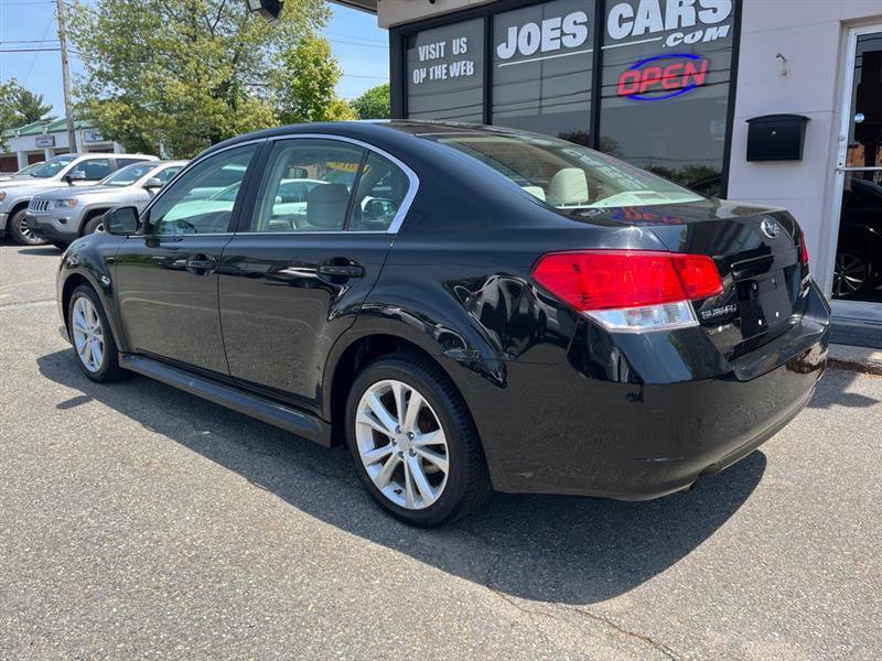 Used 2014 Subaru Legacy 2.5i w/ Alloy Wheel Package AWD/4WD image 2