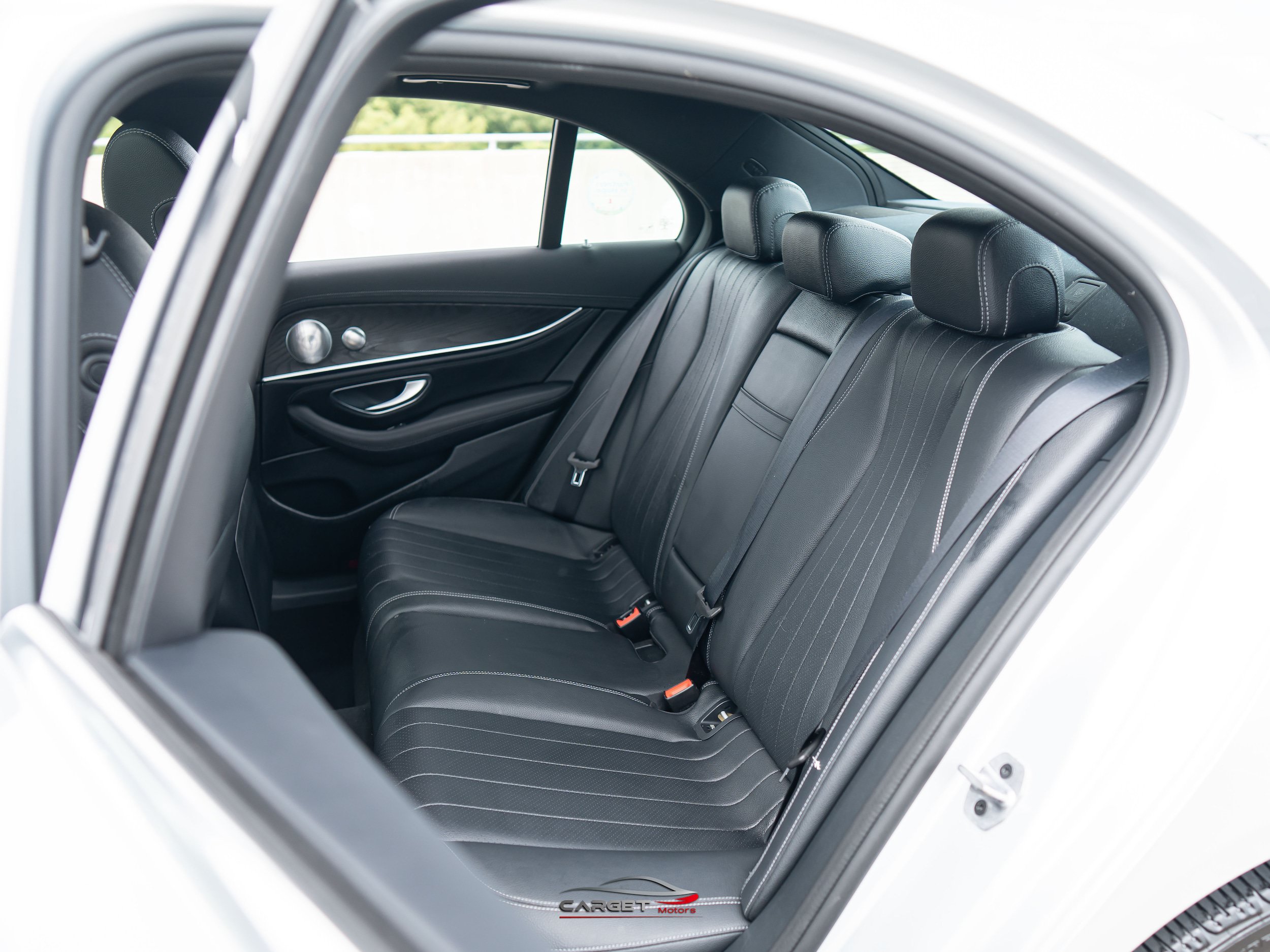 Used 2019 Mercedes-Benz E 300 4MATIC w/ Premium 1 Package image 20