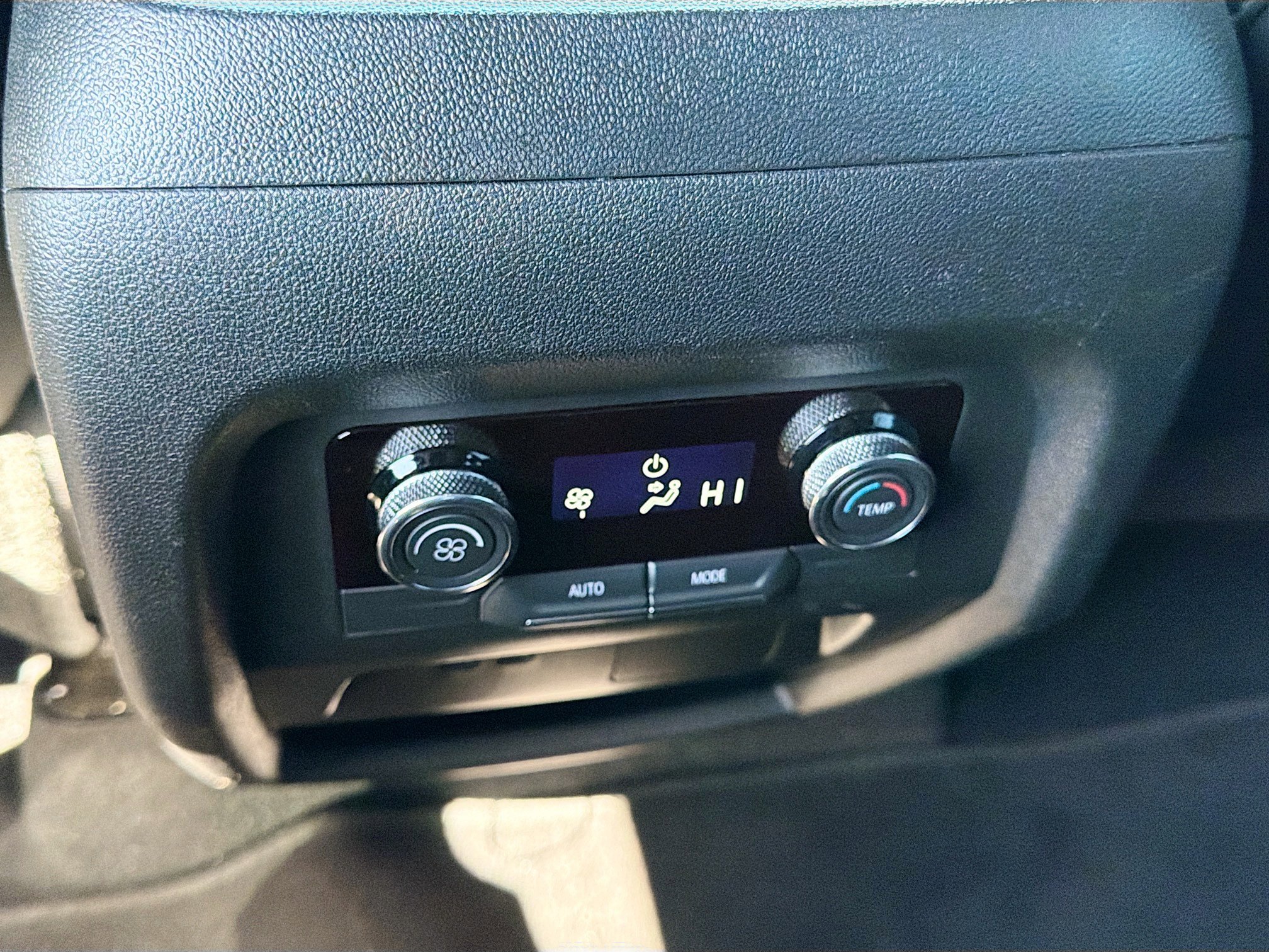 Used 2025 Buick Enclave Sport Touring image 20