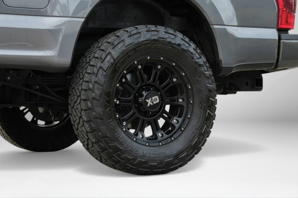 Used 2021 Ford F250 Platinum w/ FX4 Off-Road Package AWD/4WD image 68