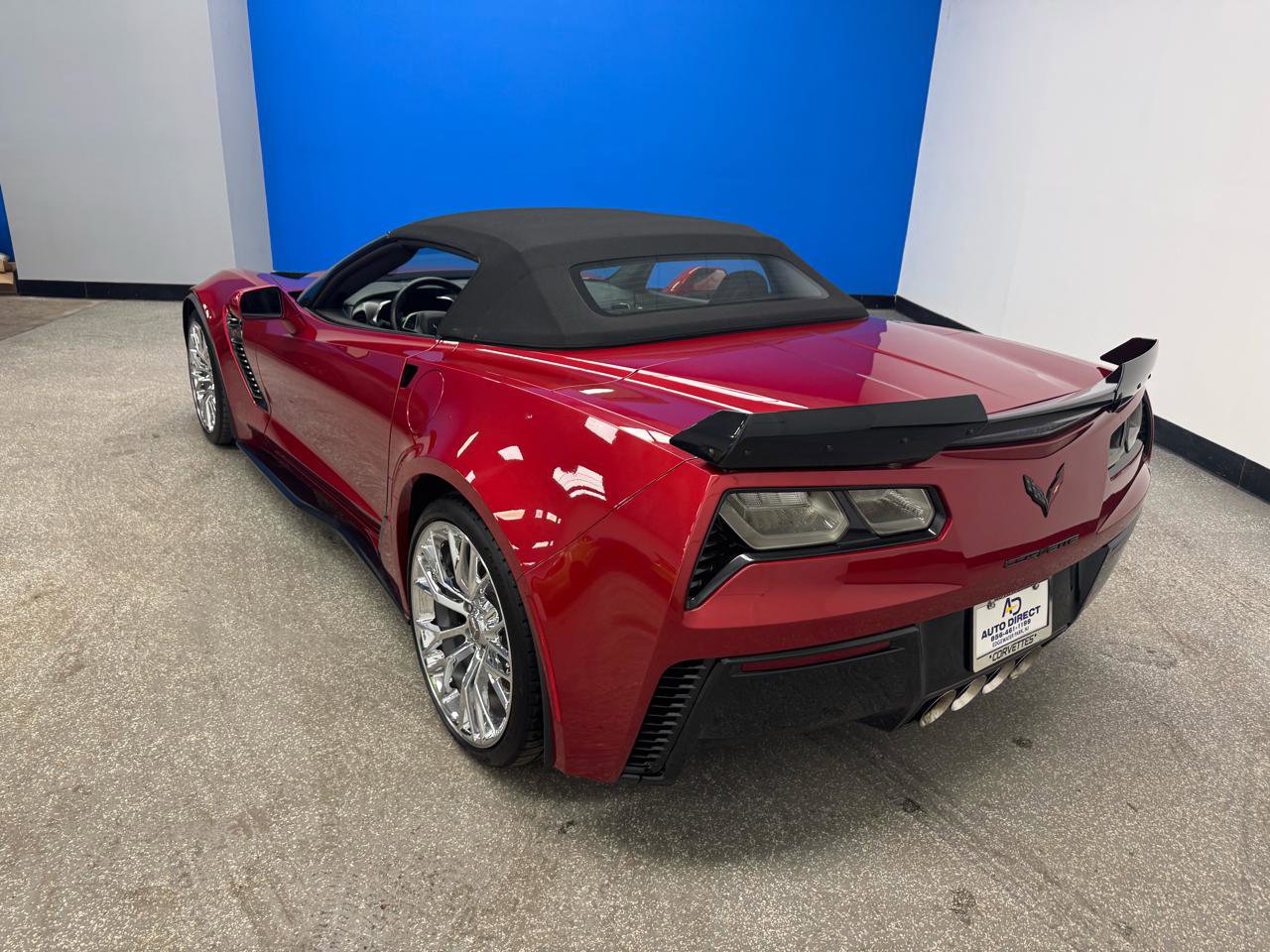 Used 2015 Chevrolet Corvette Z06 w/ 3LZ Preferred Equipment Group image 37