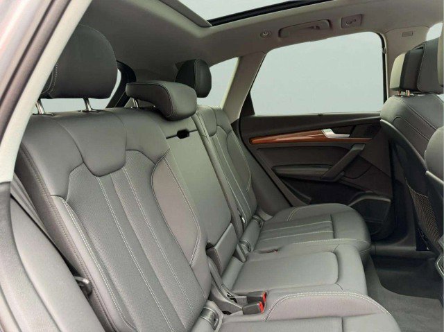 Certified 2023 Audi Q5 2.0T Premium Plus w/ Premium Plus Package AWD/4WD image 28