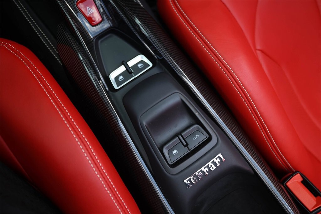 Certified 2021 Ferrari F8 Tributo image 40